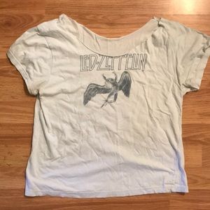 Led Zeppelin band tshirt 🎸